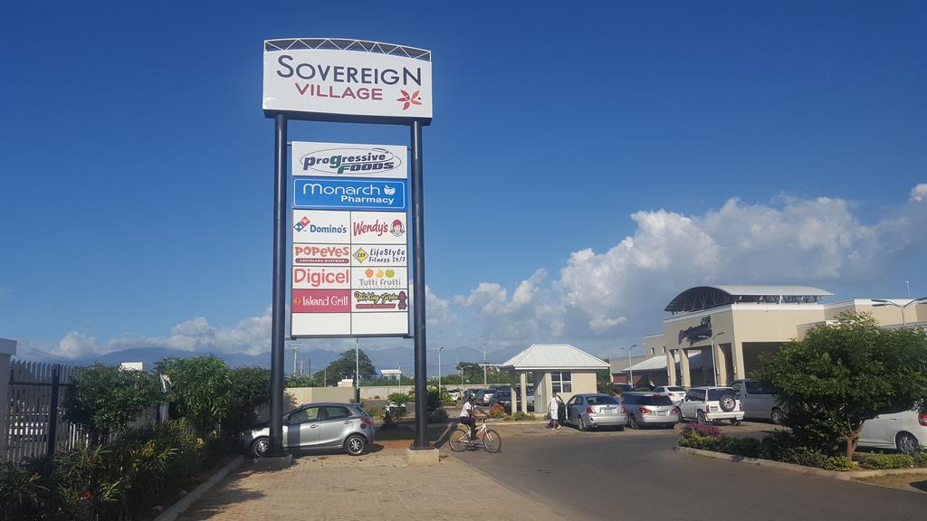 The Oasis I, Portmore Country Club Exterior foto