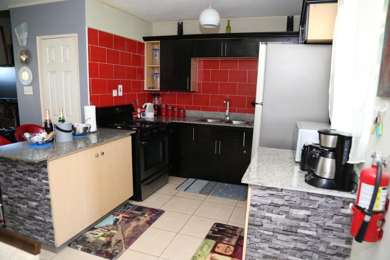 The Oasis I, Portmore Country Club Exterior foto