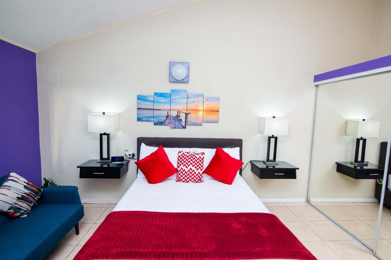 The Oasis I, Portmore Country Club Exterior foto